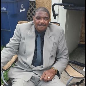 Meet your Posher, Leon